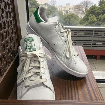 Adidas Stan Smith – White & Green Classic Kicks