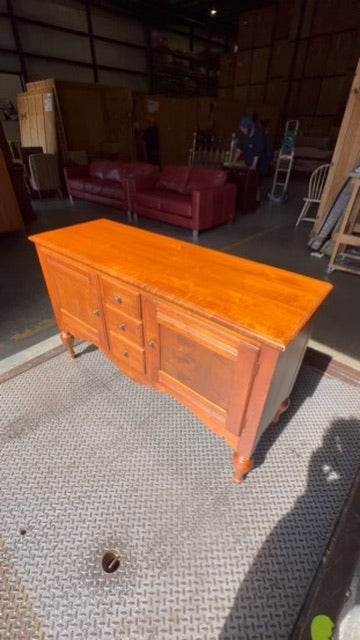 Ethan Allen Country Crossings Solid Cherry Sideboard with Scalloped Apron