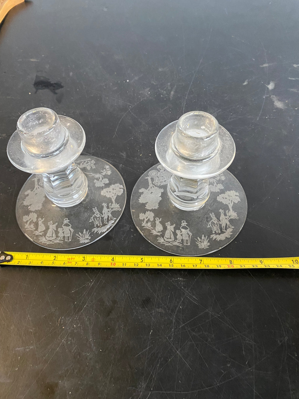 Vintage Etched Glass Candlesticks Pair - Colonial Scene Figural Design c.1940s