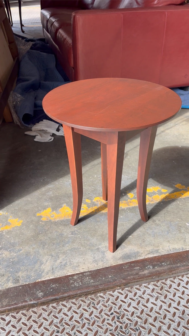 Shaker-Inspired Cherry Accent Table with Splayed Saber Legs