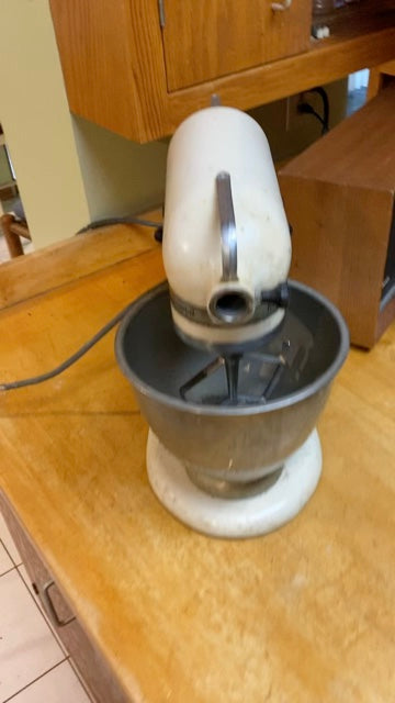 Vintage KitchenAid K4-B Stand Mixer by Hobart — Troy Ohio USA Made