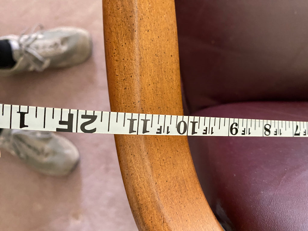 Bradenton-Young Leather Arm Chair – Cherry Legs