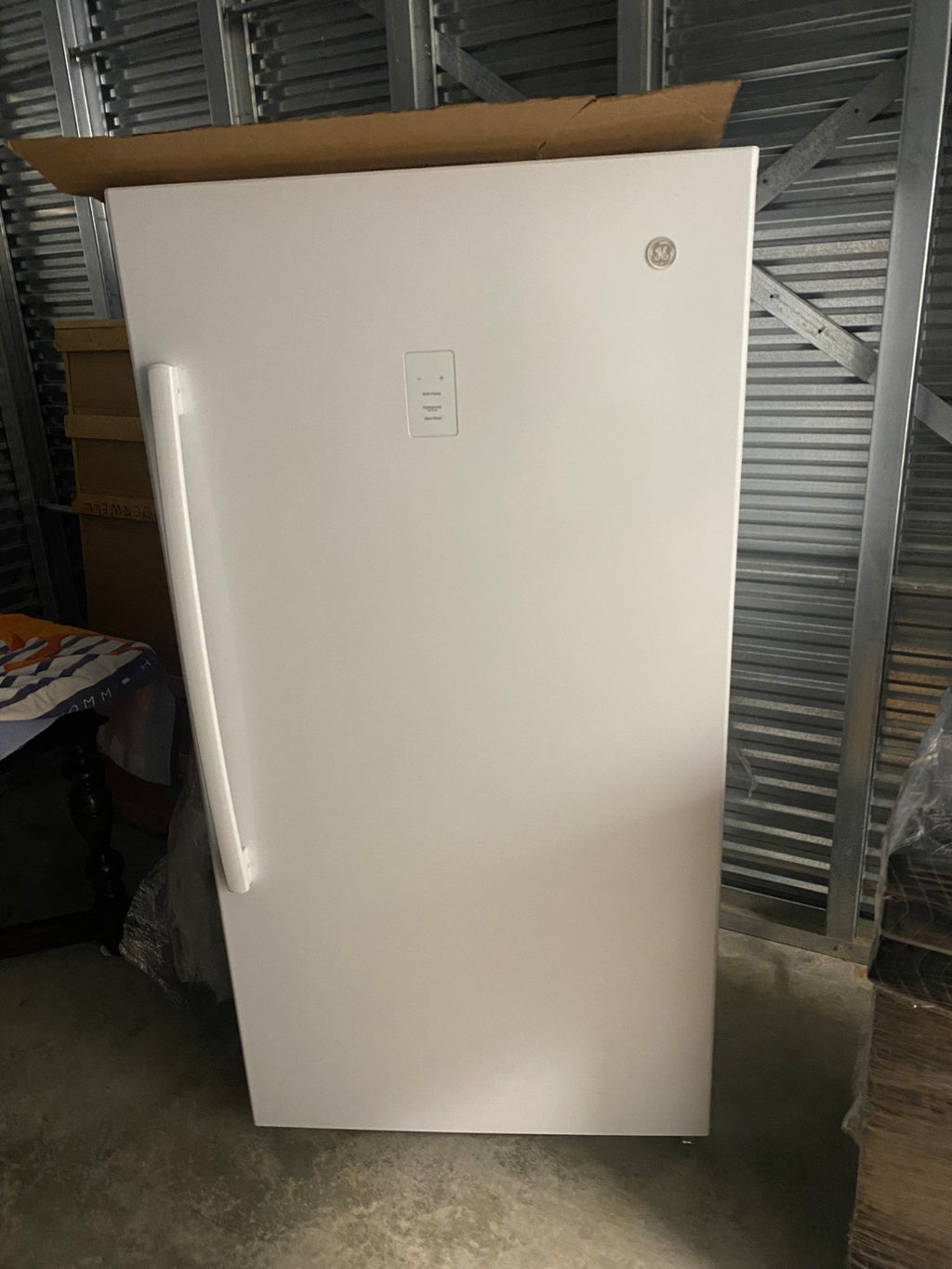 GE 17 Cu Ft Upright Freezer FUF17SMRWW Frost-Free — Nearly New 2022