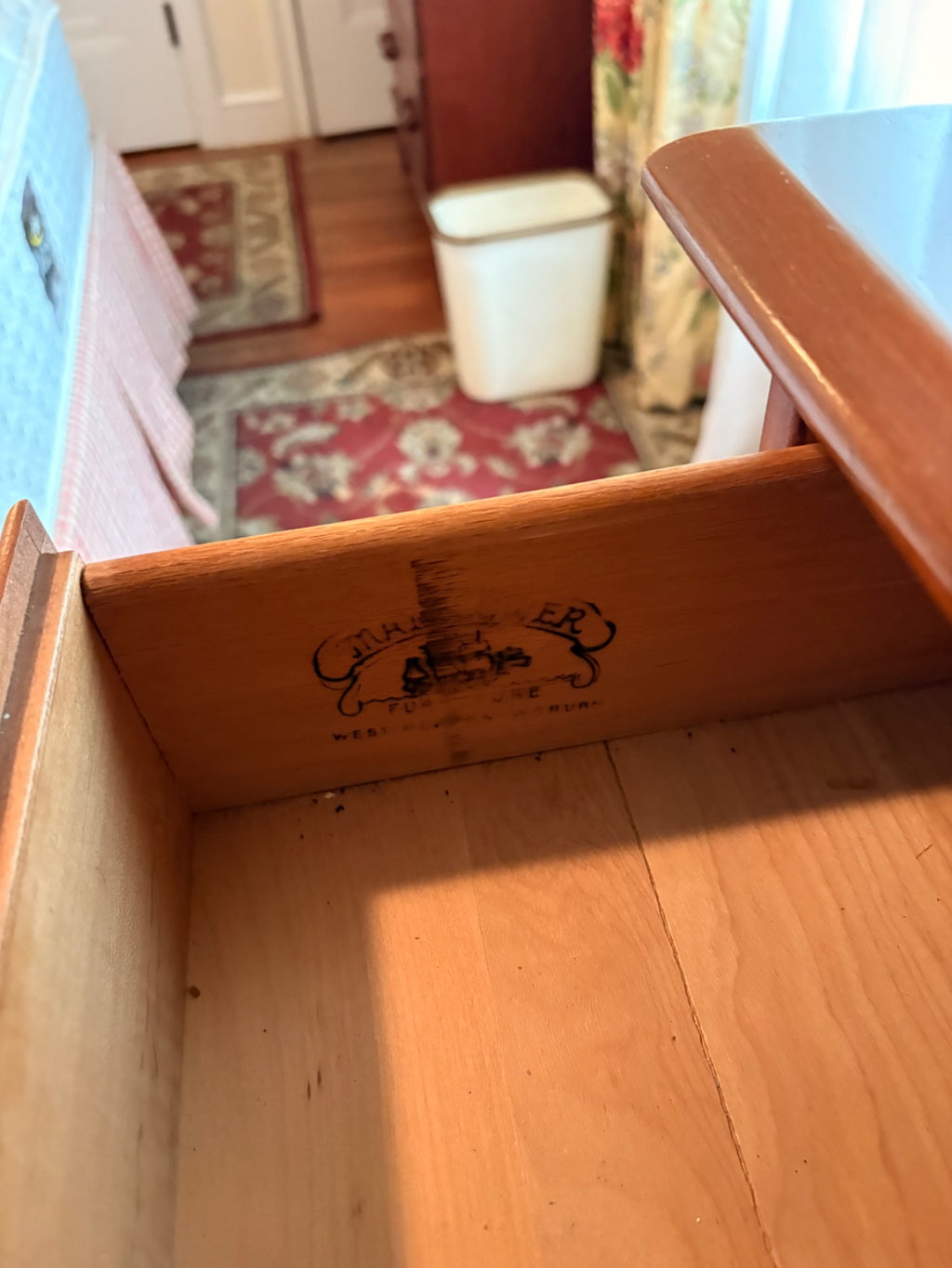 Mayflower Furniture Solid Cherry 10-Drawer Dresser with Broken Pediment Mirror