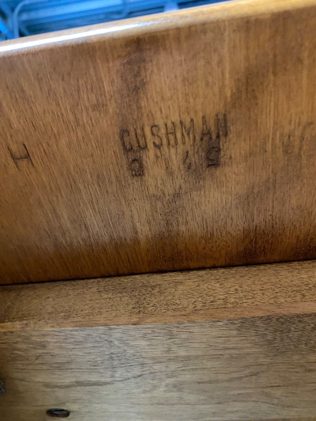 Colonial Revival Maple Drop-Leaf Coffee Table with Turned Legs