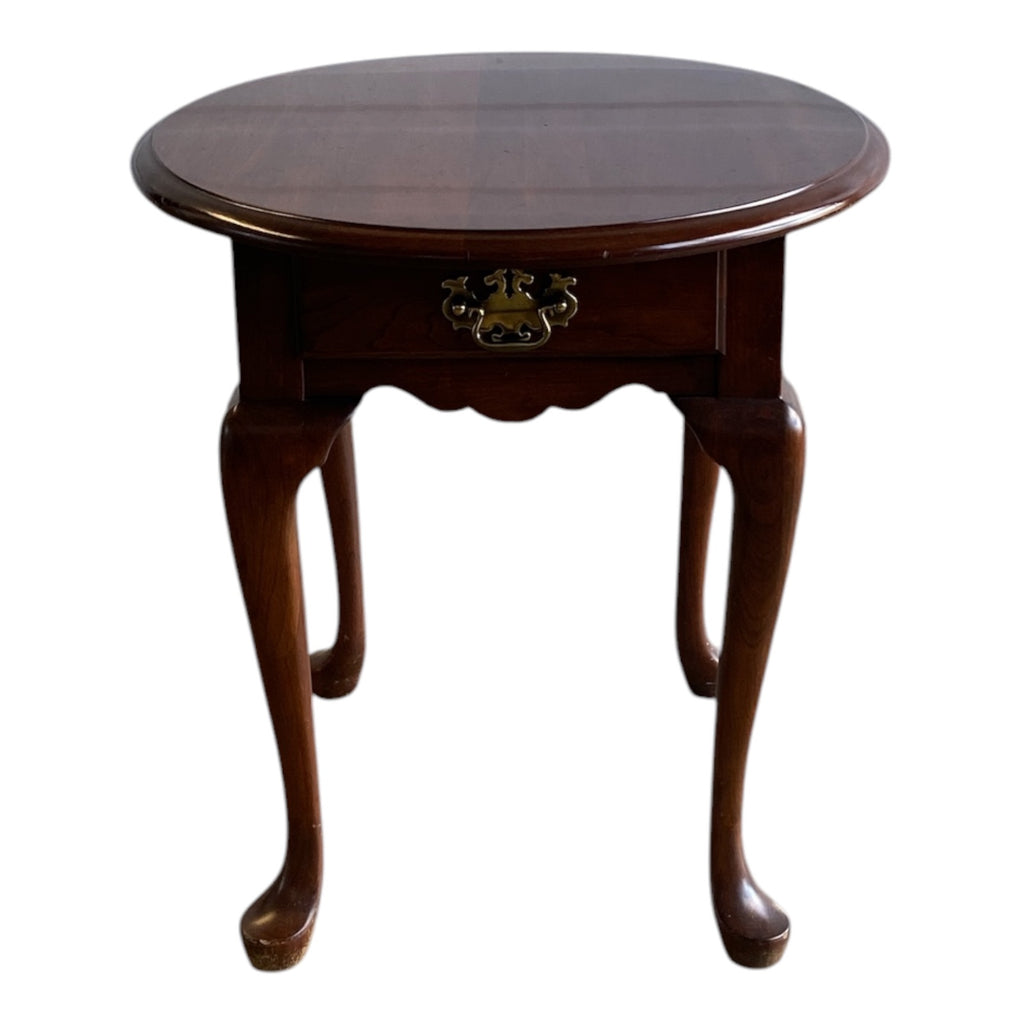 Queen Anne Style Cherry Oval End Table with Drawer & Cabriole Legs