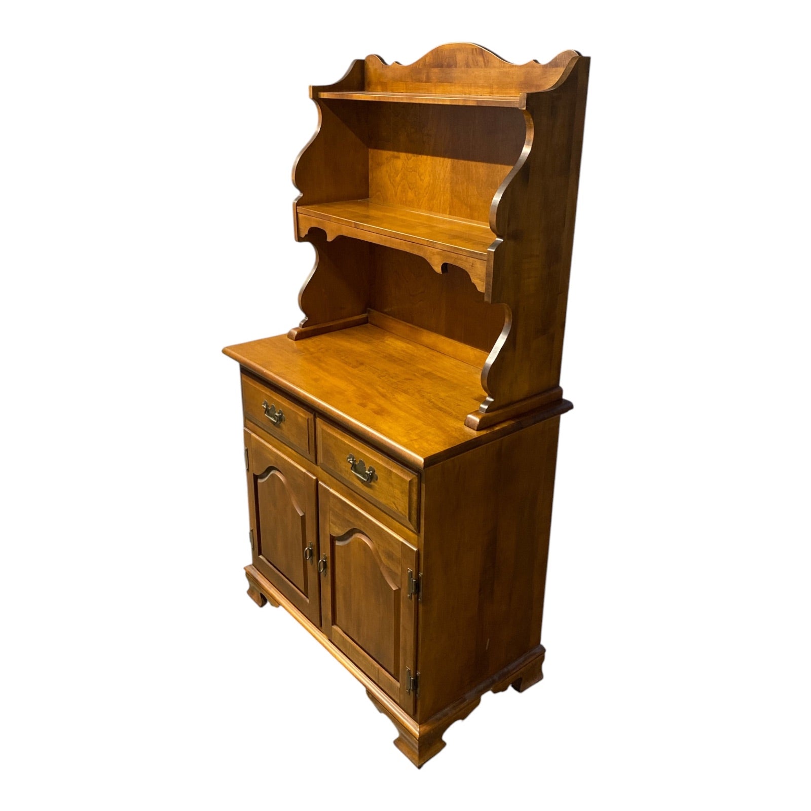 Vintage Maple Colonial Dry Sink Hutch with Scalloped Shelving & Brass Hardware