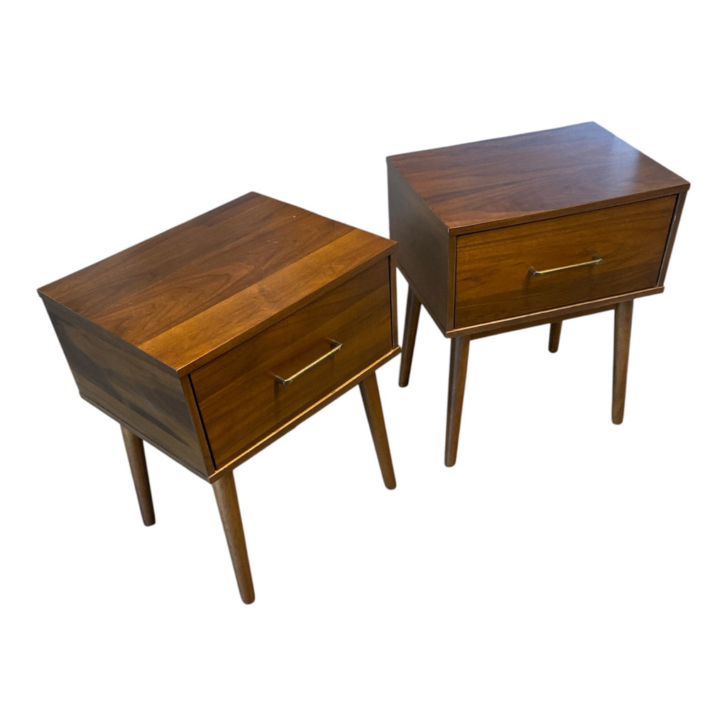 Mid-Century American Walnut Nightstand Pair with Brass Pulls — Classic Tapered L