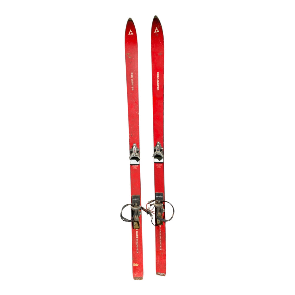 Fischer Made in Austria Vintage Skis with Salomon Bindings – Classic Red