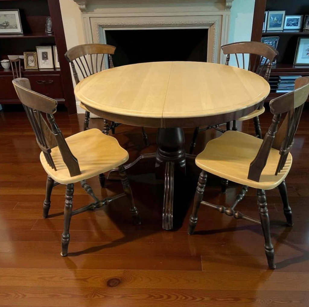 Canadian-Crafted Two-Tone Round Dining Table & Six Chairs – Vintage Family Gathering Essential