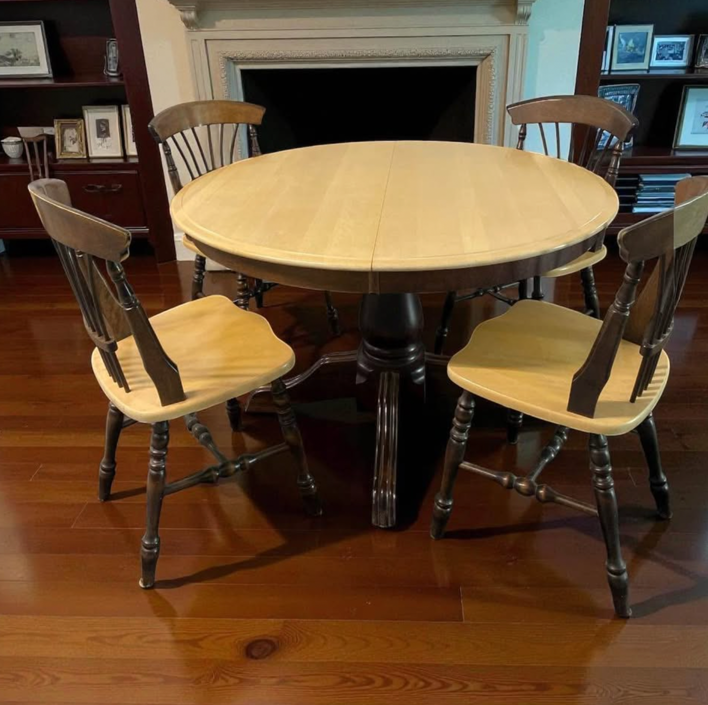 Canadian-Crafted Two-Tone Round Dining Table & Six Chairs – Vintage Family Gathering Essential