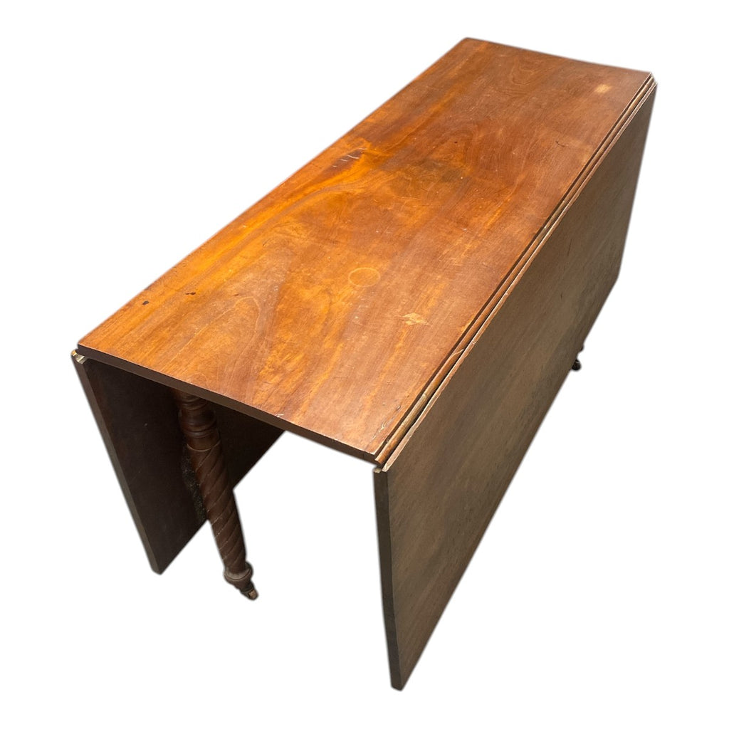 Federal Mahogany Drop‐Leaf Table – Rope‐Carved Legs on Casters – ca. 1820 New England
