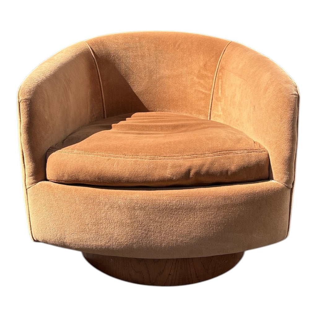 Vintage Barrel Swivel Lounge Chair – Caramel Velvet, Wood Drum Base