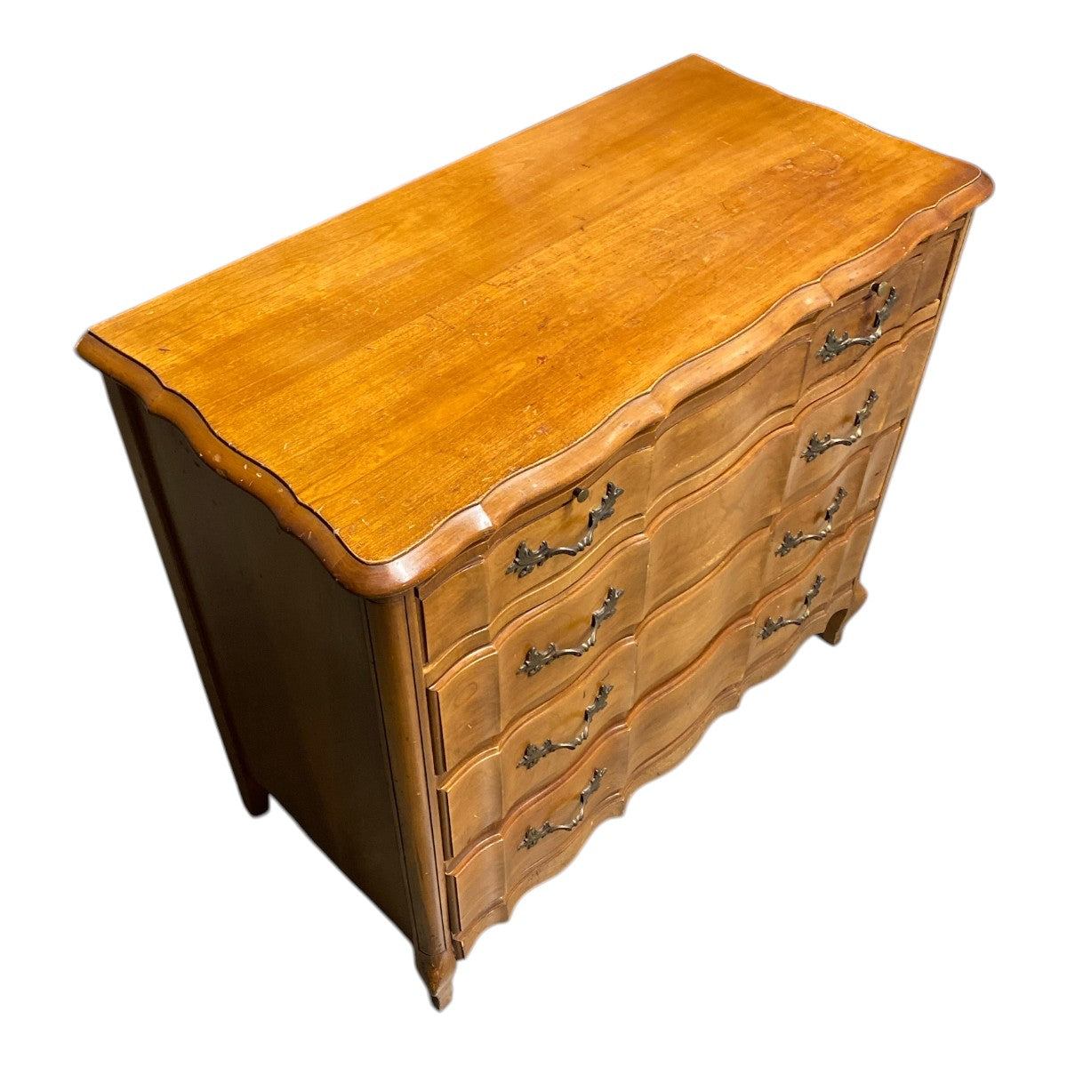 Vintage French Provincial 4-Drawer Dresser / Serpentine Front Chest