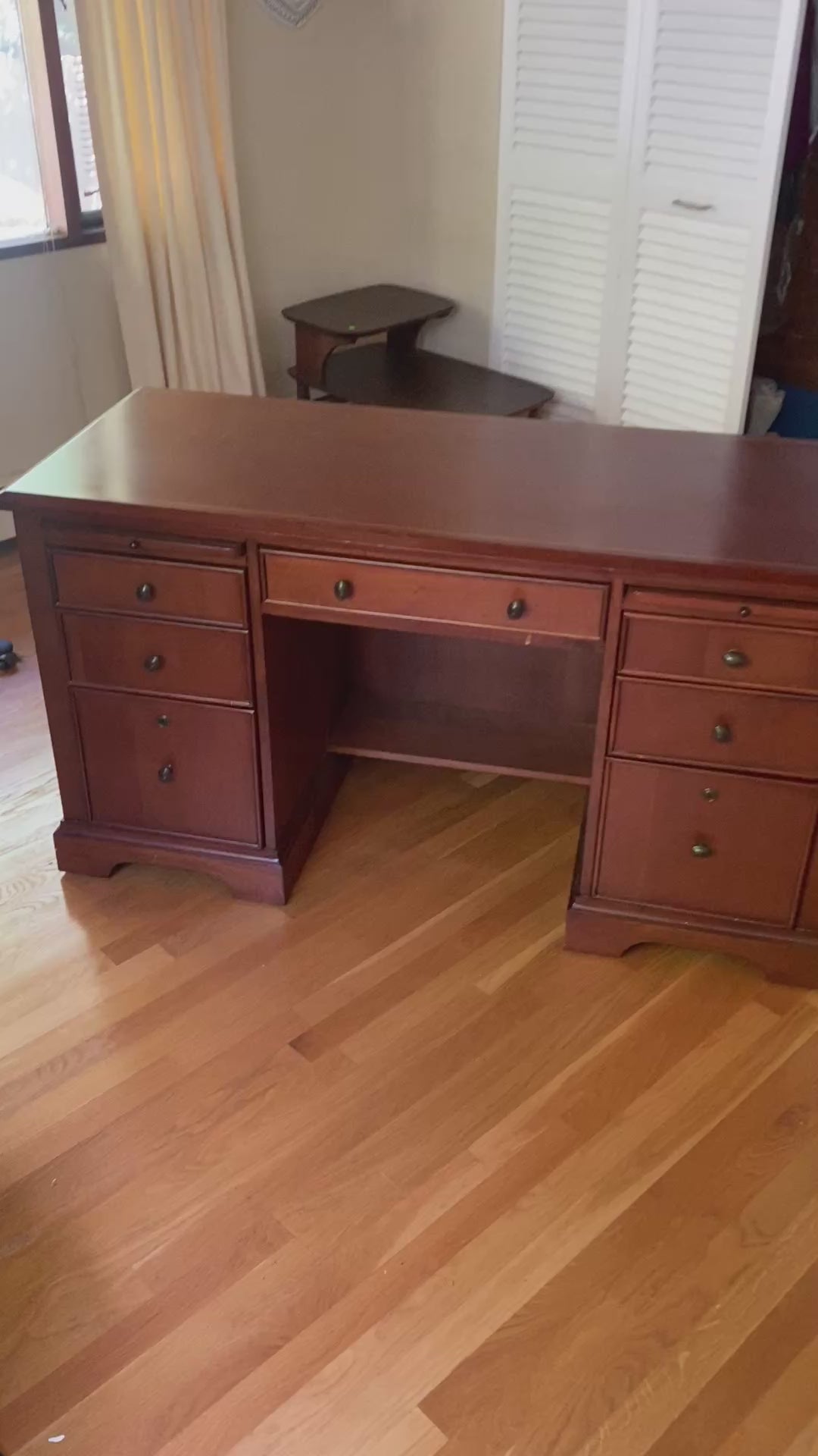 Traditional Cherry Double Pedestal Executive Desk with Satinwood Inlay Banding