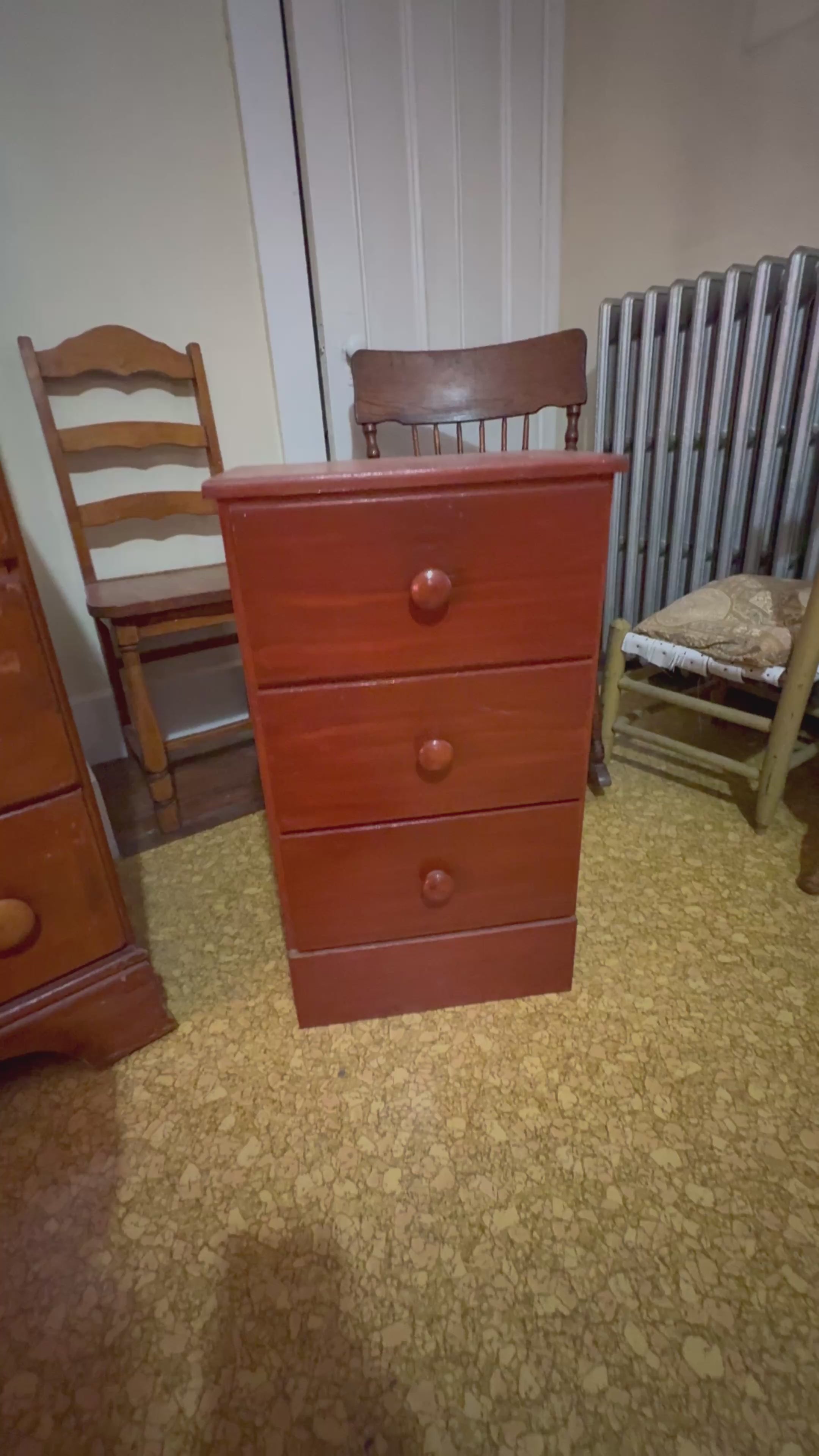 Vintage Solid Pine 3-Drawer Nightstand with Turned Wood Knobs