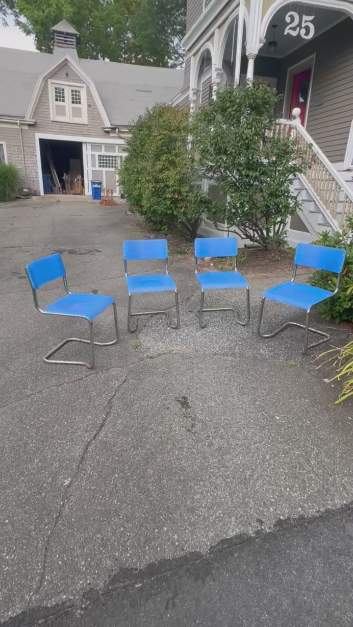 Set of 4 Italian Spilimbergo Cantilever Chairs Chrome Frame Blue Plastic Slat Seats