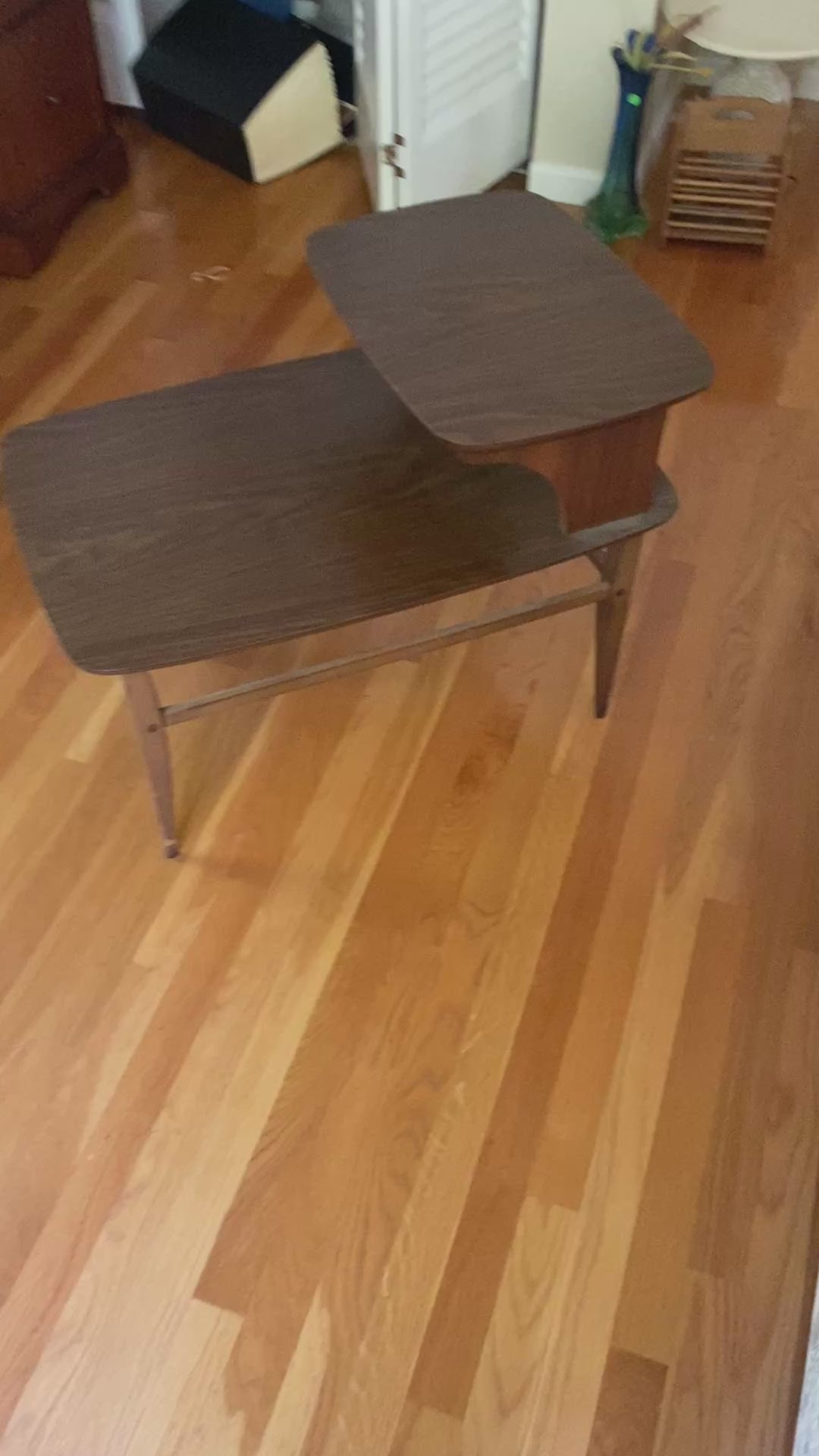Lane Furniture Mid-Century Two-Tier Step End Table Walnut Laminate Style 1041
