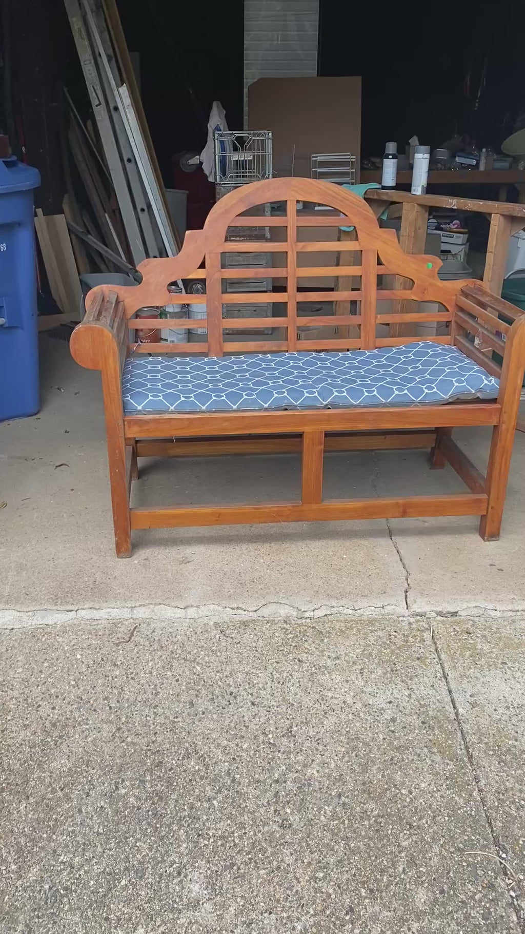 Lutyens-Style Solid Teak Garden Bench with Arched Back