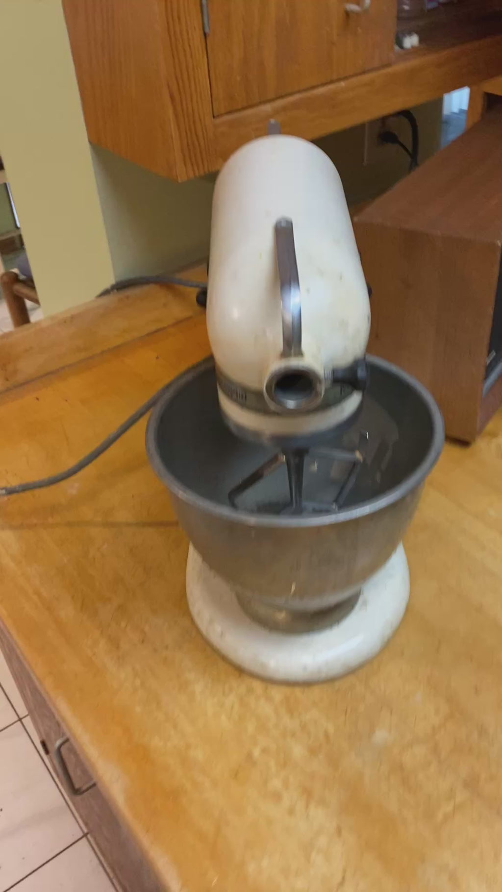 Vintage KitchenAid K4-B Stand Mixer by Hobart — Troy Ohio USA Made