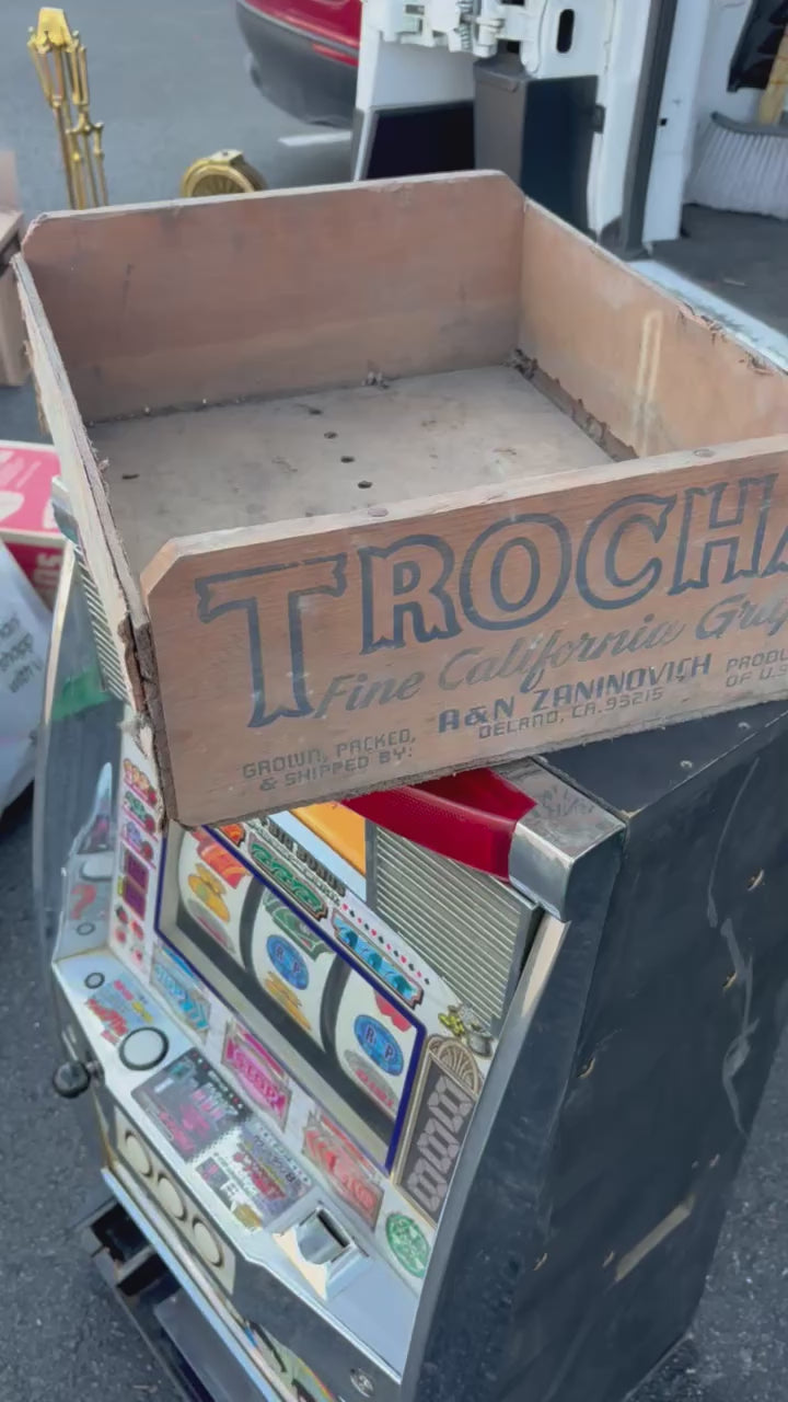 Vintage Trocha California Grape Crate A&N Zaninovich Delano Wood Produce Box